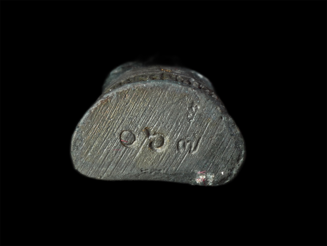 30Jul2025 (375)ap.jpg - พระกริ่งชัยวัฒน์เมตตามหาลาภ รุ่น1 วัดเขาโพธิ์ อ.บ้านค่าย จ.ระยอง ปี2536 รุ่น มหามงคลนาม 9 ปรมาจารย์ เนื้อนวะโลหะ ตอกโค๊ต หลวงพ่อคุณ ปริสุทโธ หลวงพ่อรว [..] | https://kamulet.in.th